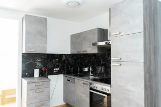 Luxurious apartment with big balcony near city center - 1