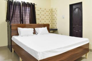 Hotel O Sai Lodge - Poona - 3