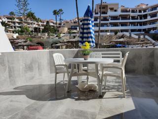 One Bed Ground Floor Pool View Apartment - San Miguel de Abona - 7