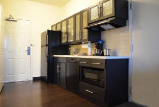Candlewood Suites Greenville by IHG - 8