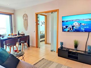 Beach Condo with Atlantic Ocean View by BeCherish - Olhos de Água - 8