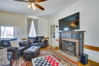 Idyllic Appomattox Home with Porch and Rocking Chairs! - 6