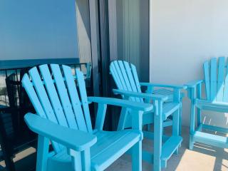 Island Winds East 308 by ALBVR - Beautifully renovated beachfront condo & steps away from Hangout & more! - Gulf Shores - 8