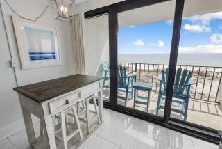 Island Winds East 308 by ALBVR - Beautifully renovated beachfront condo & steps away from Hangout & more! - Gulf Shores - 4