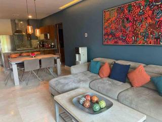 Luxury Condo between 5th Avenue and the Beach - Playa del Carmen - 0