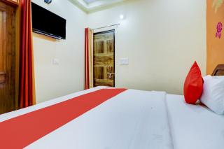 Hotel O Palace At Seventy Two Near Iskcon Temple Noida - 4