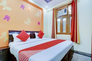 Hotel O Palace At Seventy Two Near Iskcon Temple Noida - 5