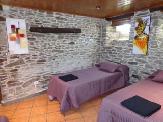 Aqua Rooms Sarria - Sarria - 4