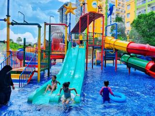 Melaka Top Largest Waterpark Resort - By YouBNB Homestay Melaka - 1