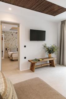 Naxos Green Village Hotel - 7