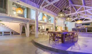 Azur Villa Cemagi - Munggu - 2