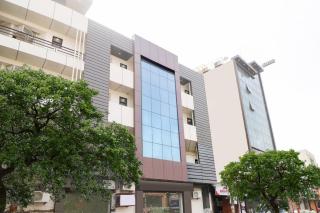 Collection O Mahavir Enclave Near Dashrath Puri Metro Station - New Delhi - 9