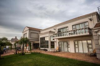 Blackrock Hotel - Newcastle - 2