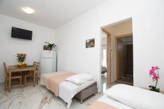 Zervakis Apartments - Ferma - 9