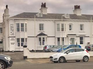 Albert & Victoria Hotel - Southport - 4