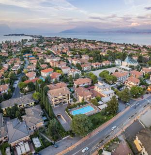 Hotel Gardenia Sirmione - Sirmione - 9