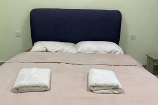 HB516 - Cyberjaya-Netflix-Wifi-Parking, 3033 - 5