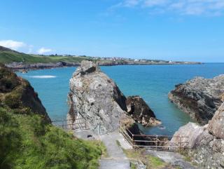 Coastal bungalow, sleeps 5 and ideal for walkers - Amlwch - 7