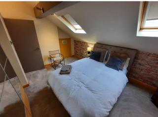The Mews - Alderley Edge - 5