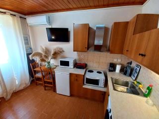 ML Saroko Apartment 2 - Agios Rokkos - 3