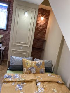 Cozy Apartment Central Location Tbilisi - 8