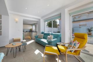 Spanish style, elegant 3 bedroom villa - 5 minutes from the beach! - 7