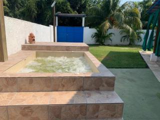 Chalet Casa Vacacional Riveras de Chulamar - Puerto San José - 8