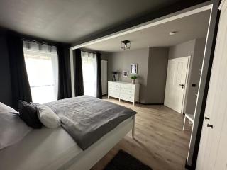 Remise-Berlin-Grünau your cozy and comfortable home to stay for up to 6 people between Müggelsee and Berlin city - Berlim - 1