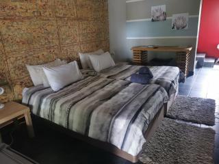 Karoozin Village - Oudtshoorn - 7
