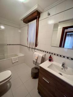 Piso céntrico a 10 min de la playa con garaje incluido - Castro Urdiales - 5