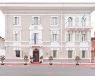 Doride Suites Boutique Hotel - Marina di Carrara - 0