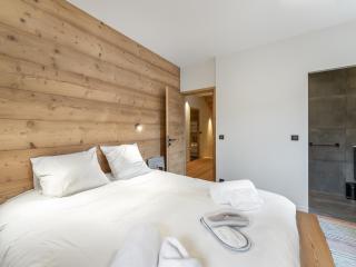 Chalet familial neuf avec sauna et spa, proche des pistes, accueille 12 personnes et animaux admis - FR-1-570-30 - Praranger - 6