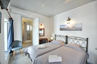 Delfini Hotel - Hydra - 9