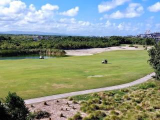 Golf & Lake View Oasis •Private Jacuzzi •Hard Rock - Punta Cana - 4