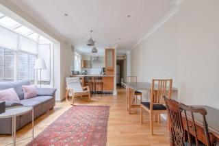 Lovely 1 Bedroom with Patio - 10 mins from Hyde Park - London - 3
