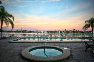 404 - Palms of Treasure Island - 6