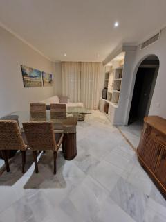 APARTAMENTO PUERTO BANUS/PLAYA - Marbella - 2