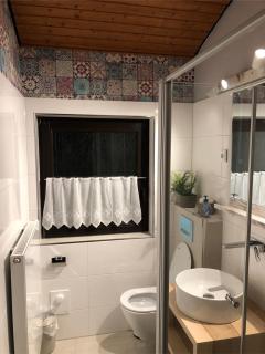 H5 Haus Schwalbennest Kaminofen WLAN - Butjadingen - 3