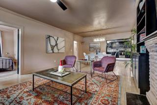 Boho Glam Bungalow mins away Western Ave Districts - Oklahoma City - 0