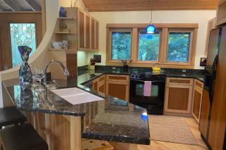 Whispering pines lakehouse - Florence - 8