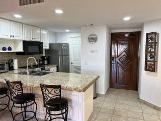 Sandy Beach Princesa D101 Ocean Front Resort - 9