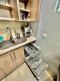 VIEW metro WiFi 1GB 80'TV Netflix Disney+ HBO - 3