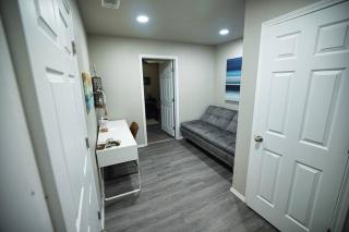 Bristow Blue - Lake front with Boat Ramp Access!! - Canadian - 1