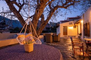 Walnut tree Villa Ano Archanes-10km from Heraklion - Epáno Arkhánai - 4