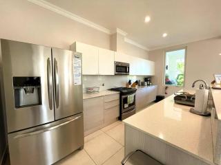 Laguna Lake House - Private Pool - King Bed - Sleeps 14 - Playa Blanca - 5