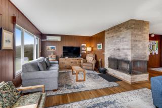 Water's Edge Oceanside Home - Waldport - 6