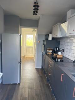 Family room, Shared House - Bristol - 4