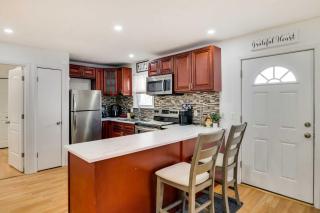 Furnished Deck and Fire Pit Home in Tobyhanna - Tobyhanna - 2