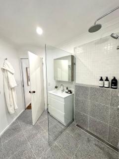 Guest house on the park - Burwood East - 9