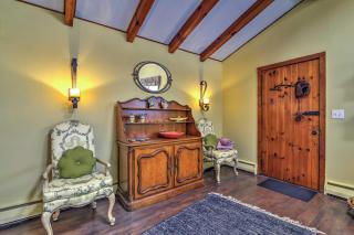 Charming Blue Ridge Cottage with Stunning Views! - Spruce Pine - 7